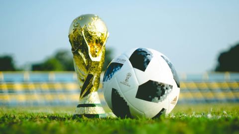 FIFA-vita a kötelező ivószünetek körül
