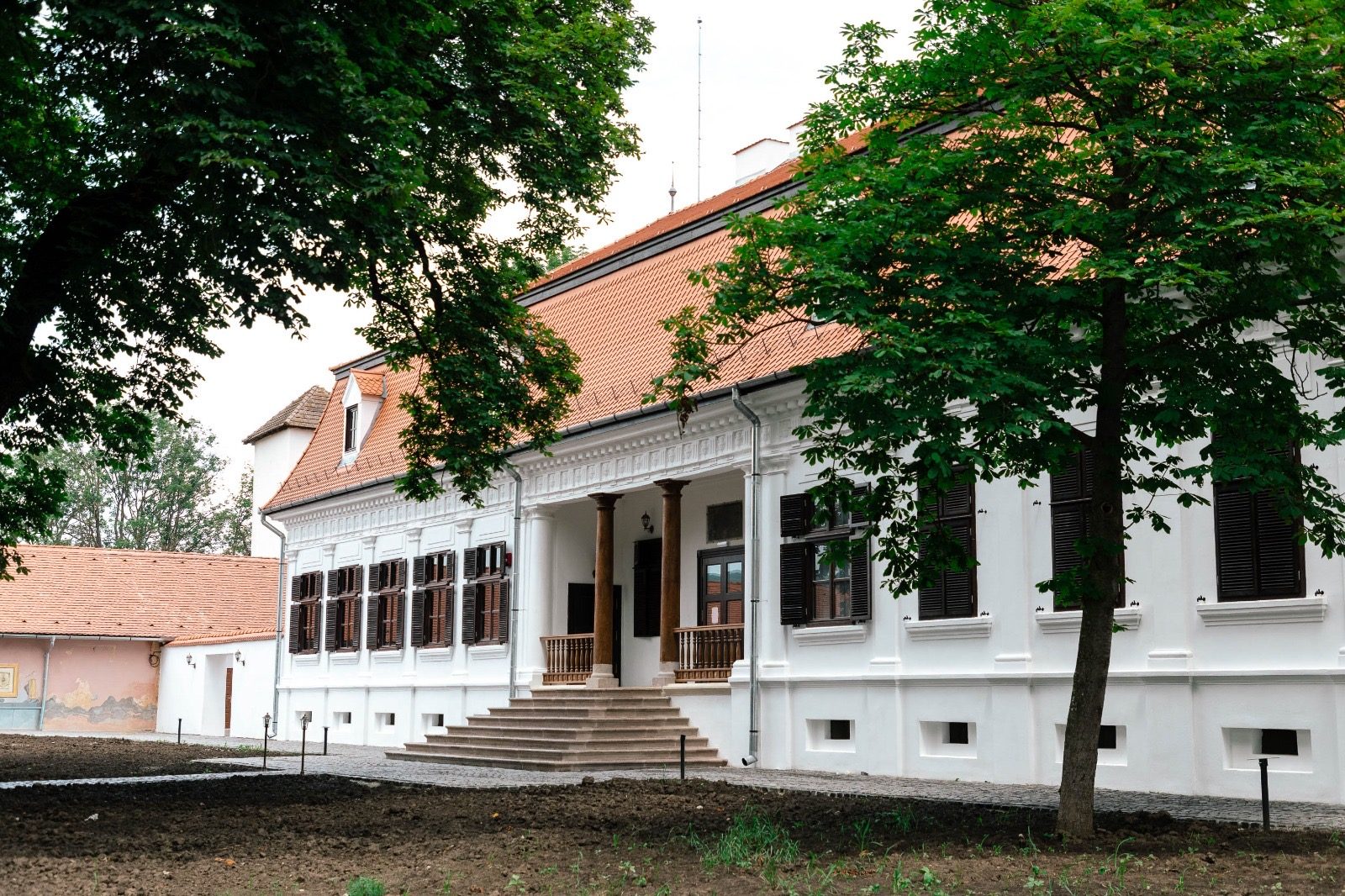 Augusztusban lezárul az oltszemi Mikó-kastély csaknem 20 millió lej értékű restaurálása.