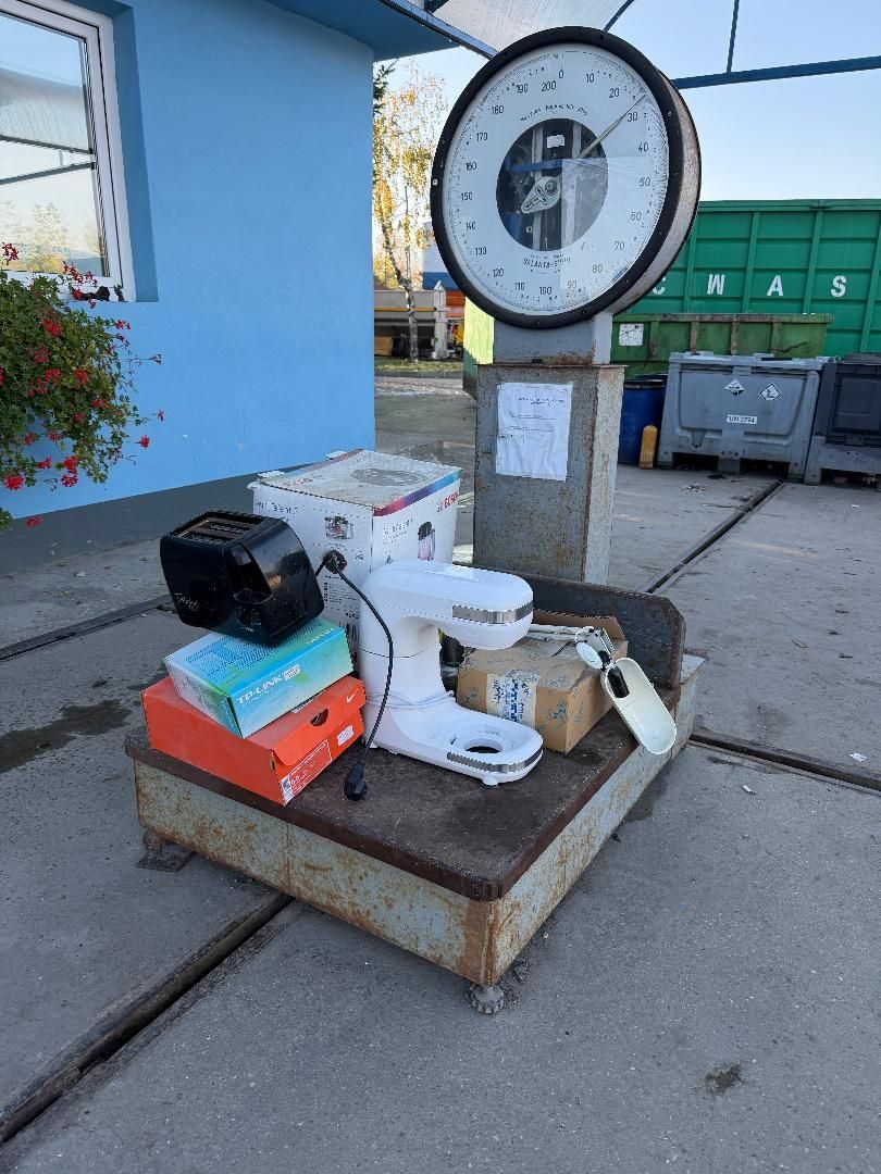 Három köbméternyi elektronikai hulladék került a kukába Sepsiszentgyörgyön